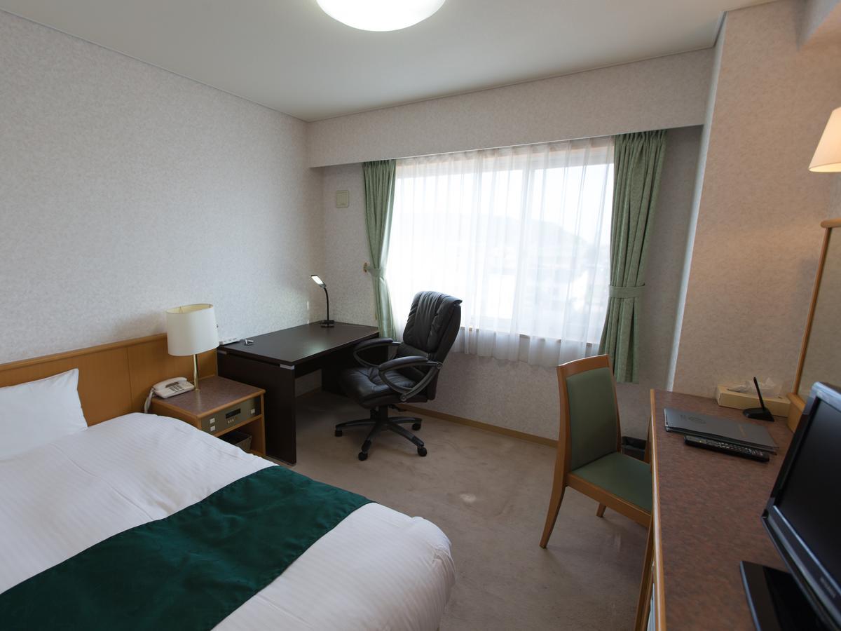 Hotel Laurel Shinhidaka Eksteriør bilde